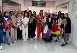 GAÜN öğrencilerinden hastanede tedavi gören çocuklara moral ziyareti