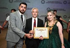 Gaziantep'te Evlilik Okulu’nda eğitim gören 530 çifte sertifika
