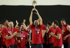 Yıldız Holding Basketbol Takımı CBL Türkiye Şampiyonu oldu! "Çıtayı daima yükseltiyoruz"