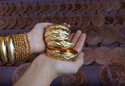Altına yatırım yapanlar şokta! Fiyatlar düşüşe geçti, gram altın dibi gördü