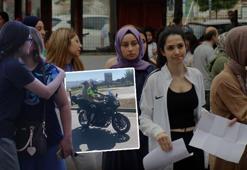 YKS'de ilk oturum sona erdi! Sınav merkezlerinden manzaralar: Sınava 3 haftalık bebeğiyle gelen de var son saniye yetişen de...