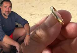 Ata Demirer sahilde bulduğu alyansın sahibine sosyal medyadan seslendi: Bul beni