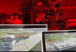 Kocaeli'de işçi servisi ile TIR, kafa kafaya çarpıştı: 1’i ağır 26 yaralı