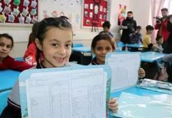 Cuma günü karneler saat kaçta alınacak 2024? İlkokul, ortaokul, lise karneleri saat kaçta verilecek 2024, 14 Haziran karneler ne zaman dağıtılacak?