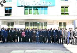 MHP lideri Bahçeli, Ülkü Ocakları Eğitim ve Kültür Vakfı'nı ziyaret etti