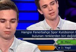 Fenerbahçe'nin renklerini yanlış bildi! 100 bin liralık soruda elendi