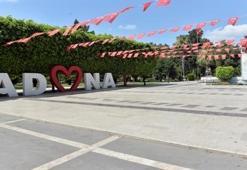 Adana bayramda bomboş kaldı