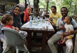 Adana sıcaklarına Afrikalılar bile hayret etti! "Felaket bir nem var"