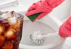 Klozet, lavabo tek ovalamada parlıyor; Bu yöntemi ilk ev kadınları buldu: Ne sararma ne kir kalıyor