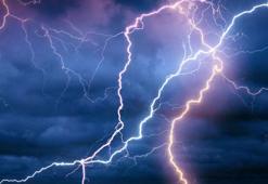 Sağanak yağışlar gök gürültüsü ve fırtına ile geliyor! Meteoroloji son raporunu yayınladı 15 şehri uyardı