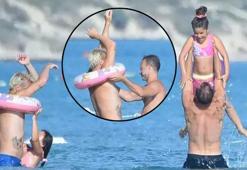 Rıza Kocaoğlu ve Caner Erkin'in deniz keyfi! Dakikalarca çocukları eğlendirdiler
