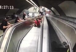 İzmir Metro'sunda yürüyen merdiven bir anda ters yönde hareket etti: O anlar kamerada