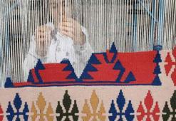 Kökeni yüzyıllar öncesine dayanıyor, rengi solmuyor, kullanıldıkça canlanıyor:  Asırlardır aynı yöntem kullanılıyor