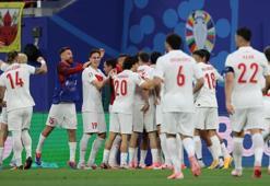 Hollanda-Türkiye maçının hakemi açıklandı