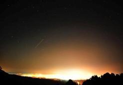 Göktaşı hangi illere, nereye düştü?  İstanbul'a göktaşı mı düştü? Meteor hangi şehirlerde görüldü?