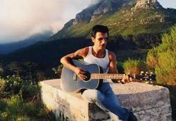 Teoman'ın gitarı rekor fiyata satıldı! Satın alan isim sürpriz oldu