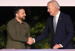 ABD Başkanı Joe Biden Zelenskiy'i 'Putin' diyerek sahneye çağırdı