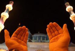 Aşure günü bu duayı okuyan o sene ölmez! Aşure günü ölmemek için okunan dua hangisi? Aşure günü duası