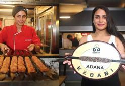 Hemşireliği bıraktı Türkiye ve dünyada bir ilke imza attı: Adana Kebabına kadın eli değdi!