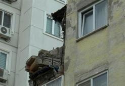 Kartal'da 4 katlı binanın çatısı çöktü! Bina tahliye edildi