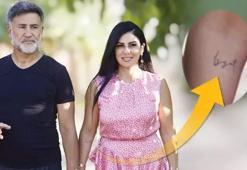 Eşinin ismini koluna dövme yaptırdı! İzzet Yıldızhan ve eşi tatilde