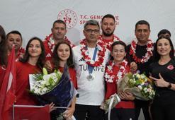 Paris 2024 Olimpiyat Oyunları'nda gümüş madalya kazanan Yusuf Dikeç için karşılama töreni düzenlendi