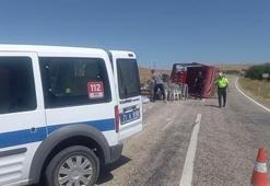 Kırıkkale'de kamyonet devrildi: 8 yaralı