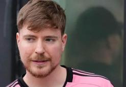 Ünlü YouTuber’a yeni suçlamalar! 'Bizi aç bıraktı'