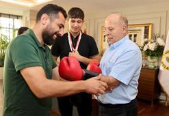 Başkan Demirçalı’dan şampiyon sporculara destek