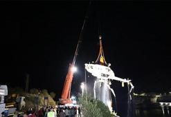 Kaza kırıma uğrayan helikopter 5 günlük çalışmanın ardından karaya çıkarıldı