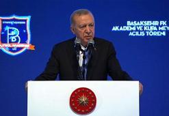 Cumhurbaşkanı Erdoğan: Yeni sezon hayırlı olsun! Futbolda kavga ve ideoloji olmamalı