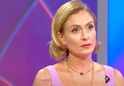 Eti böreği bıraktı, incecik kaldı! Ceyda Düvenci son halini bikinili pozlarla paylaştı