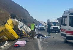 Erzincan'da korkunç kaza: 4 ölü, 2 yaralı