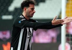 Oğuzhan Özyakup, futbolu bırakma kararı aldı