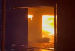 Adana'da Mobilyacılar Sitesi'nde yangın çıktı