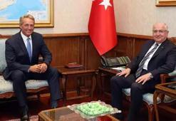 Bakan Güler, ABD'nin Ankara Büyükelçisi Jeff Flake ile görüştü