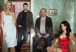 Semiramis için saçlarını sarı yaptı! İnci Taneleri dizisine dahil oldu