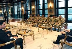 Cumhurbaşkanı Erdoğan, derece alan sporcular ve askerleri kabul etti