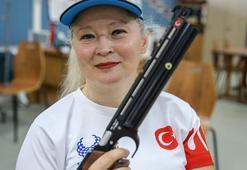 Paris 2024 Paralimpik Oyunları'nda Aysel Özgan'dan gümüş madalya