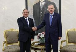 Mısır Cumhurbaşkanı Ankara'da! Erdoğan ile görüşen Sisi'den ilk mesaj