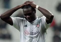 Bronckhorst gözden çıkardı! Vincent Aboubakar, Hatayspor yolunda