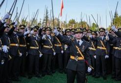 Teğmenlerin kılıçlı yeminine inceleme! Odakta ilk iki halka var