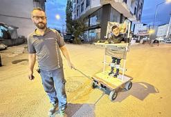 Fedakâr baba kendi elleriyle yaptı! Hakkâri'den yürek ısıtan görüntüler