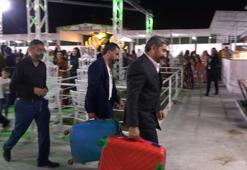 Van'da aşiret düğünü: Damada 15 milyon TL, geline 2 kilo altın takıldı! Toplanan paralar bavullarla taşındı