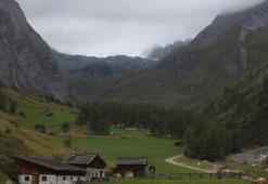 Sel tehlikesi nedeniyle Avusturya’da 24 yerleşim yeri afet bölgesi ilan edildi