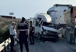 Adana'da korkunç kaza: 4 can kaybı, 7 yaralı var