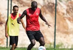 Hatayspor’da Vincent Aboubakar sahne alıyor