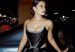 Karnı burnunda sahneye çıkan Atiye bebeğin cinsiyetini açıkladı