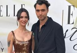 Birce Akalay sevgilisi Hakan Kurtaş'ı öptüğü pozunu paylaştı!