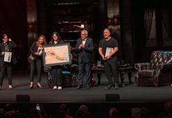 Cem Yılmaz’dan Darüşşafakalı öğrencilere anlamlı destek